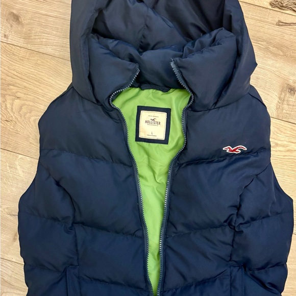 Hollister Jackets & Blazers - Y2K Hollister Puffer Vest Navy and Green Puffer Vest